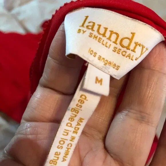 Laundry by Shelli Segal Classic Red Top - Picture 10 of 10